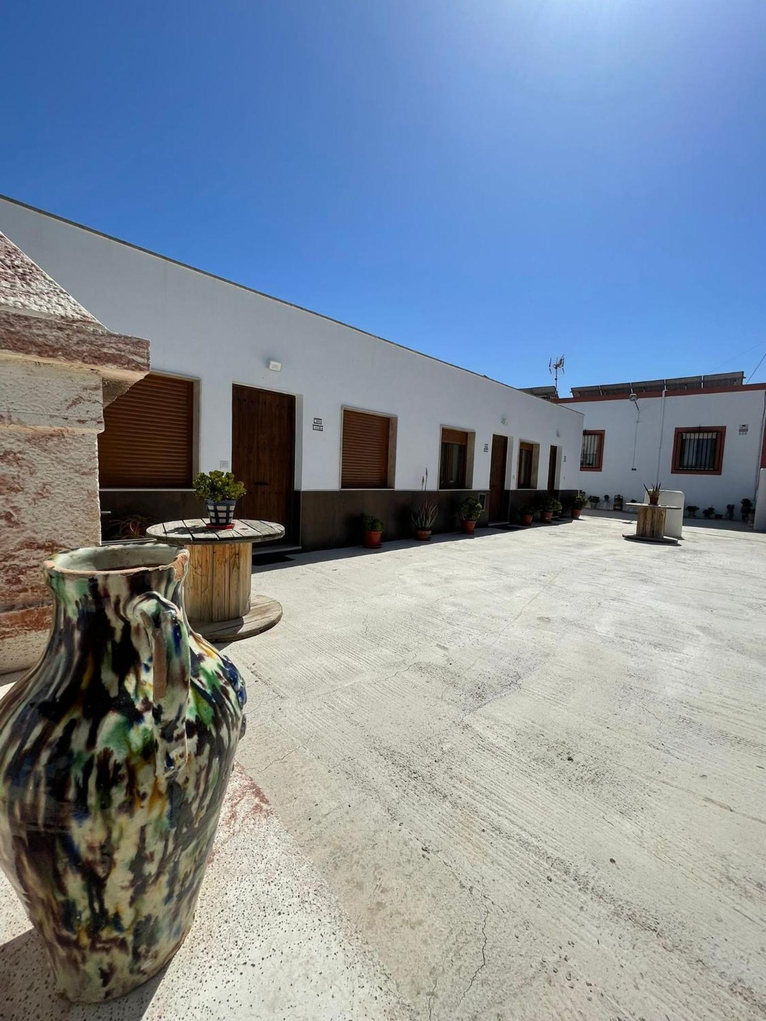 Apartamentos La Palmera Fernan Perez Ngoại thất bức ảnh